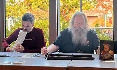 Lesung aus dem Roman »Roter Mund und wundes Herz«, BuCon, Dreieich 18.10.2025 Lesung aus dem Roman »Roter Mund und wundes Herz«, BuCon, Dreieich 18.10.2025