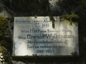 Burg(ruine) Hauenstein, im August 2015. Der Link führt zum größeren Foto.