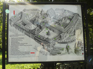 Plan des Klosters, markiert das Haus im Kloster Neustift bei Brixen, in dem sich Oswald 1411 einpfründete, im August 2015. Der Link führt zum größeren Foto.