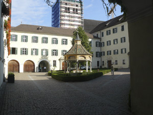 Kloster Neustift bei Brixen, in dem sich Oswald 1411 einpfründete, im August 2015. Der Link führt zum größeren Foto.
