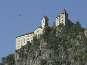 Die Trostburg, auf der Oswald zeitweise aufwuchs und die ab 1400 seinem Bruder Michael gehörte, im August 2015. Der Link führt zum größeren Foto.